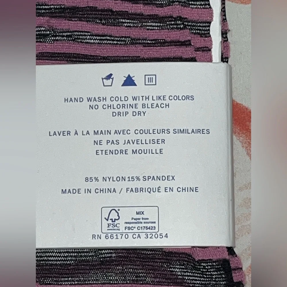 Urban Outfitters Black and Pink Striped Stockings Hosiery SZ M/L NEW NWT
